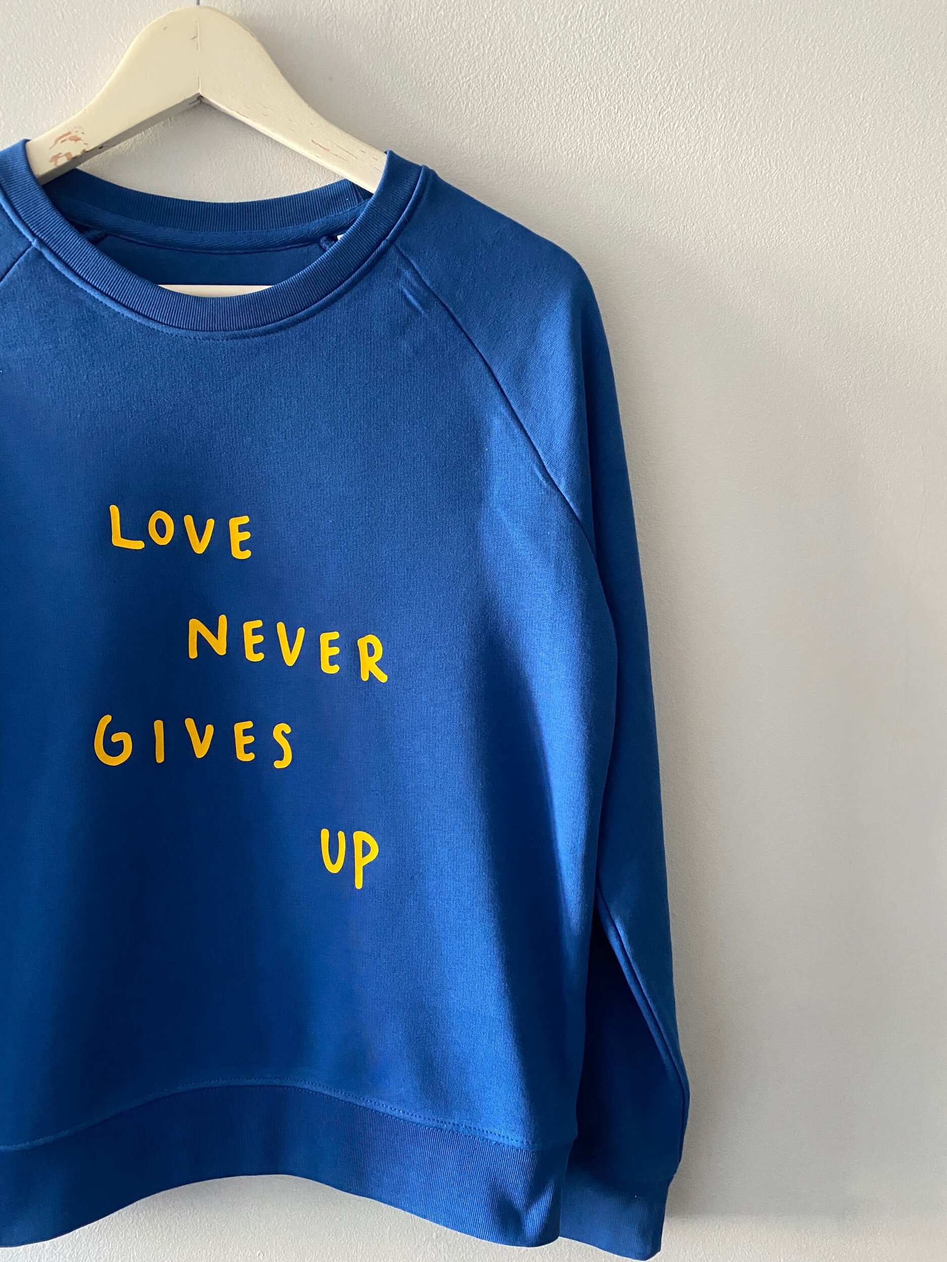 D8545246-370F-4850-A5C6-03D17A6A9142