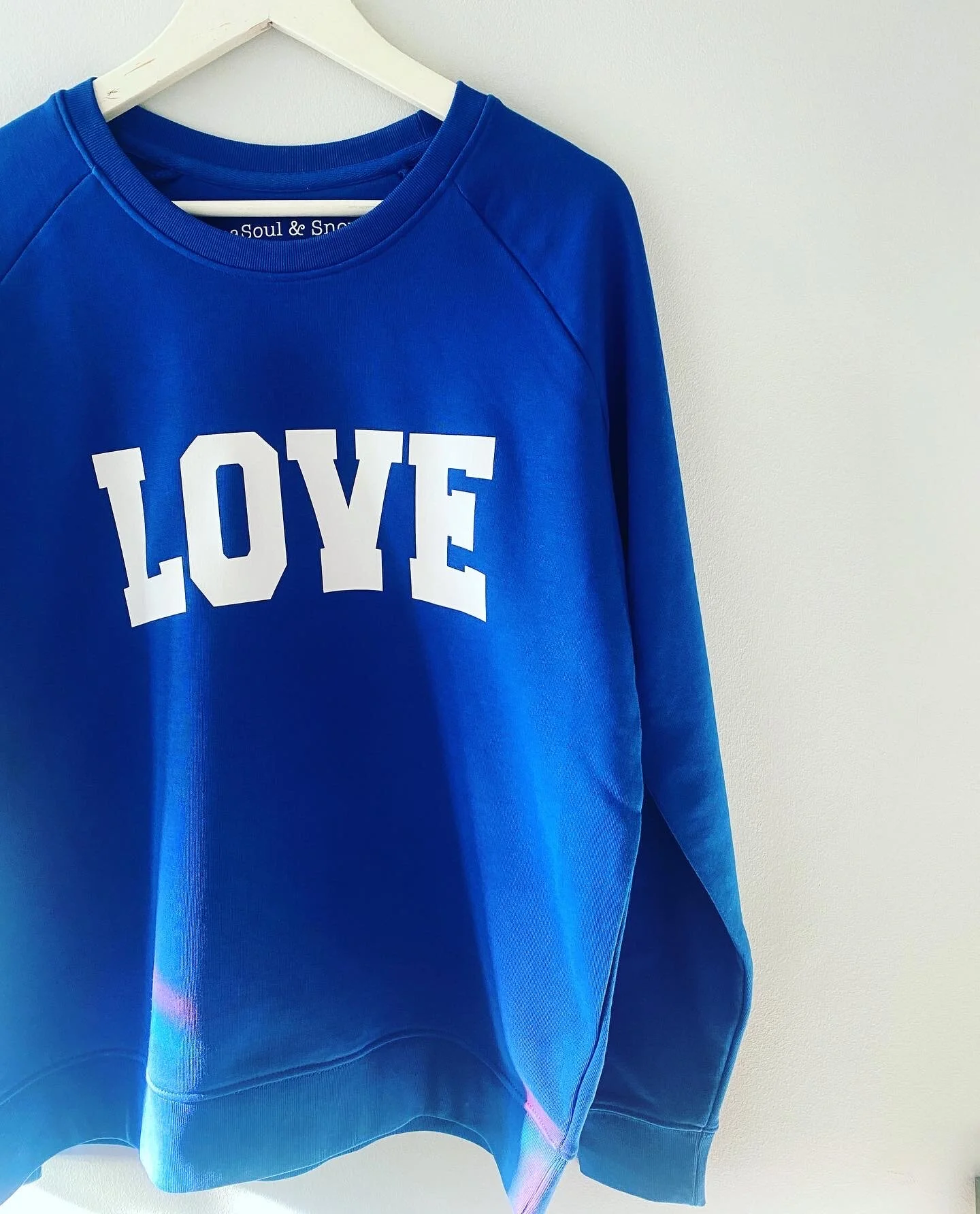 A10E6A77-F31A-4C27-970E-2CB9DEB49D6F