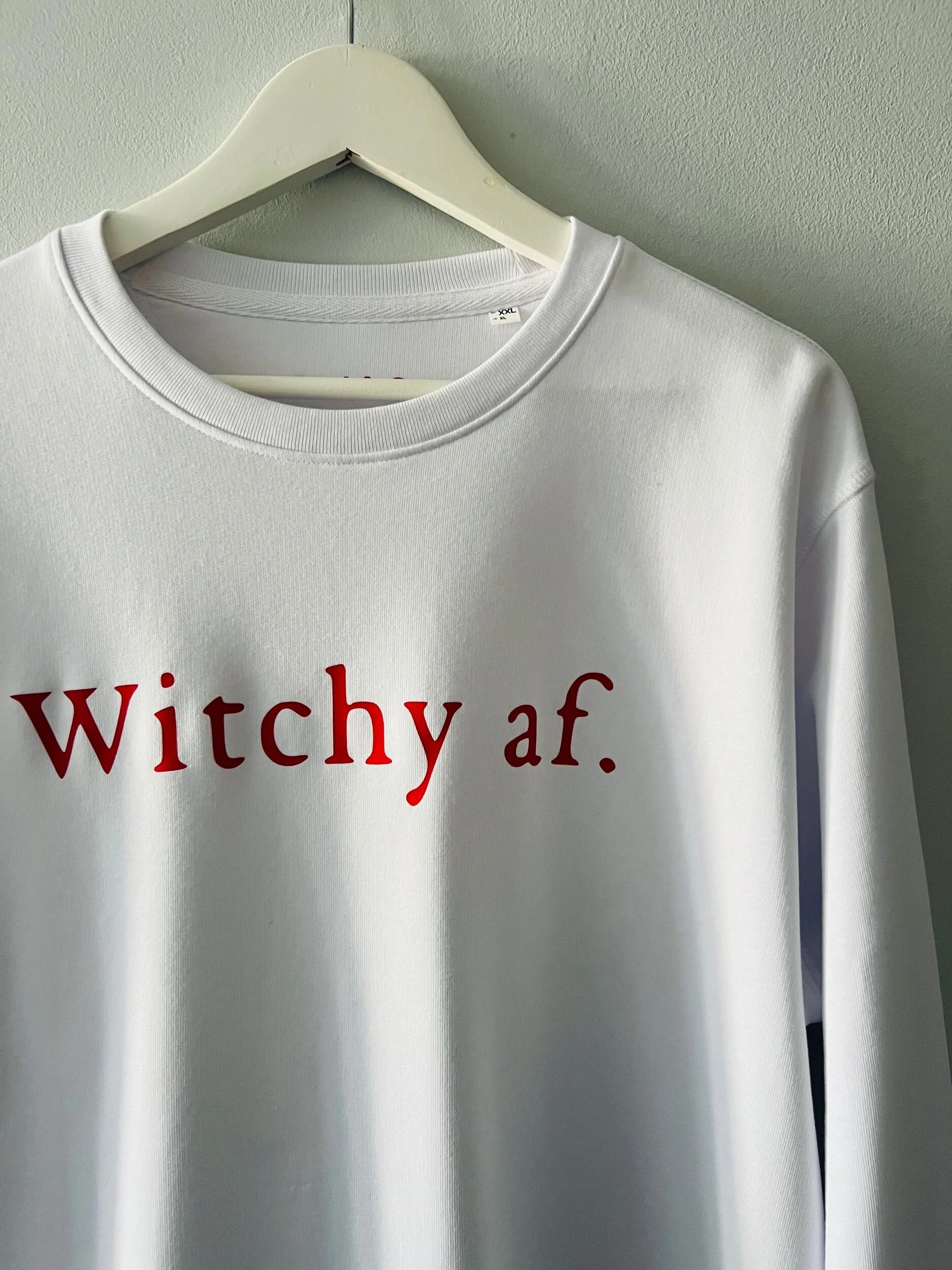 2CDB60CF-2B13-435B-B9D2-FB415580BD37