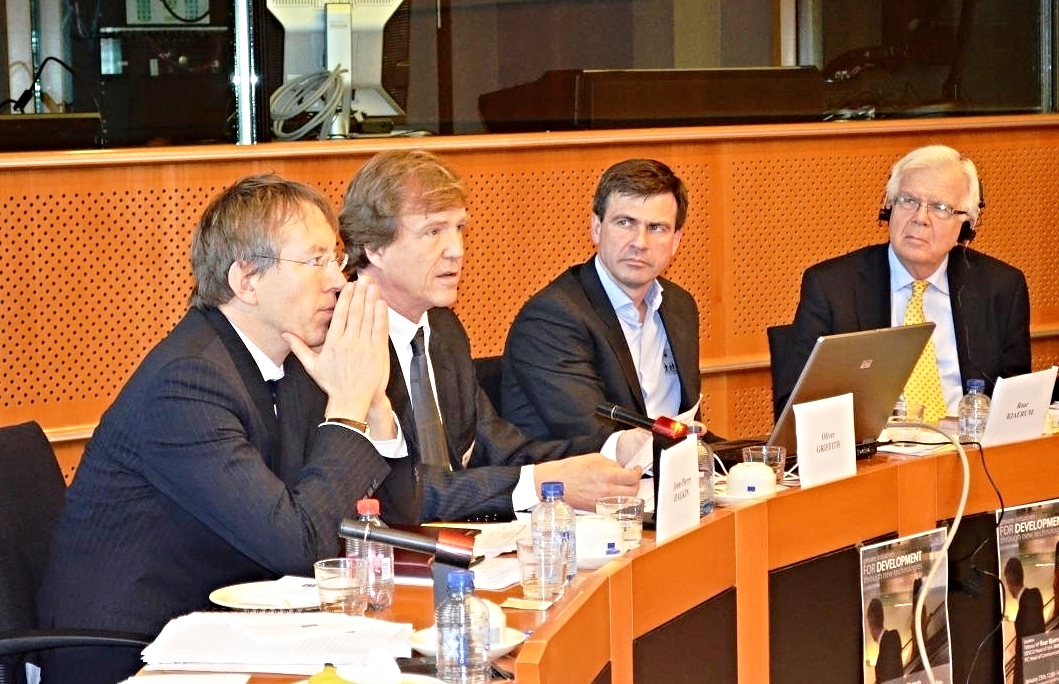 How To Moderate A Conference Moderators International How To Moderate A Conference, How To Moderate A Roundtable Discussion