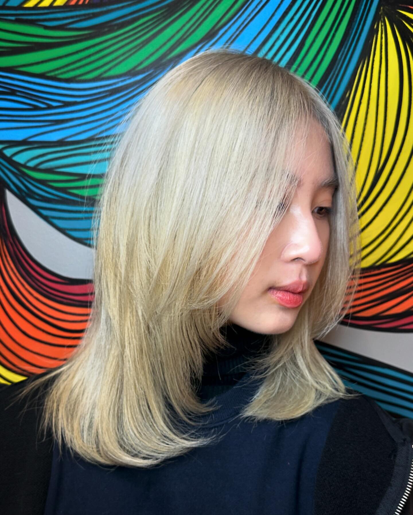 10 strands of hair were sacrificed during this amazing transformation! 🥰🙏❤️ Simply OBSESSED with this blonde HAIR! ✨👀 @chuuchuu_tram 

Color by @_itsagingerthing @thehaircraftsman 

#adelaidehairsalon #blowitsahairthing #adelaide #hairsalon #adela