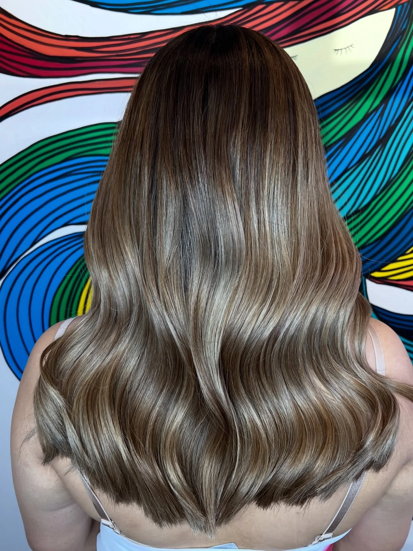 Hair transformation alert ‼️ because who needs sanity when you can have hair goals. ❤️✨👏

Colour/Style by @chantelle_blowitsahairthing 

#adelaidehairsalon #blowitsahairthing #adelaide #hairsalon #adelaidecolourist #adelaidesalon #adelaidehairstylis