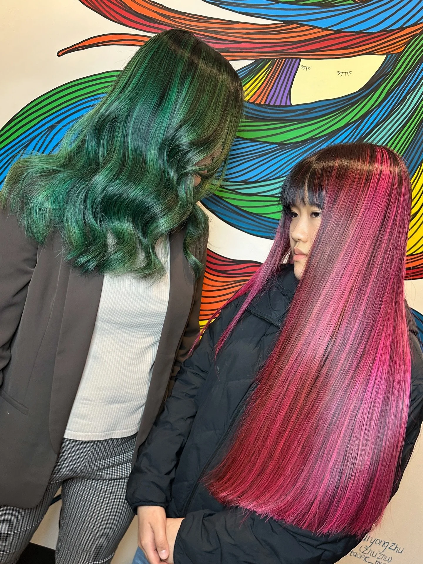 Two heads, one dream! Virgin hair, zero rules - we went all out before saying goodbye to these beautiful locks! 🌈🦄

Colour/Cut by @hairbybillieclark 
Colour Assist by @simmyatelier @hairbyhungtran 

#adelaidehairsalon #blowitsahairthing #adelaide #