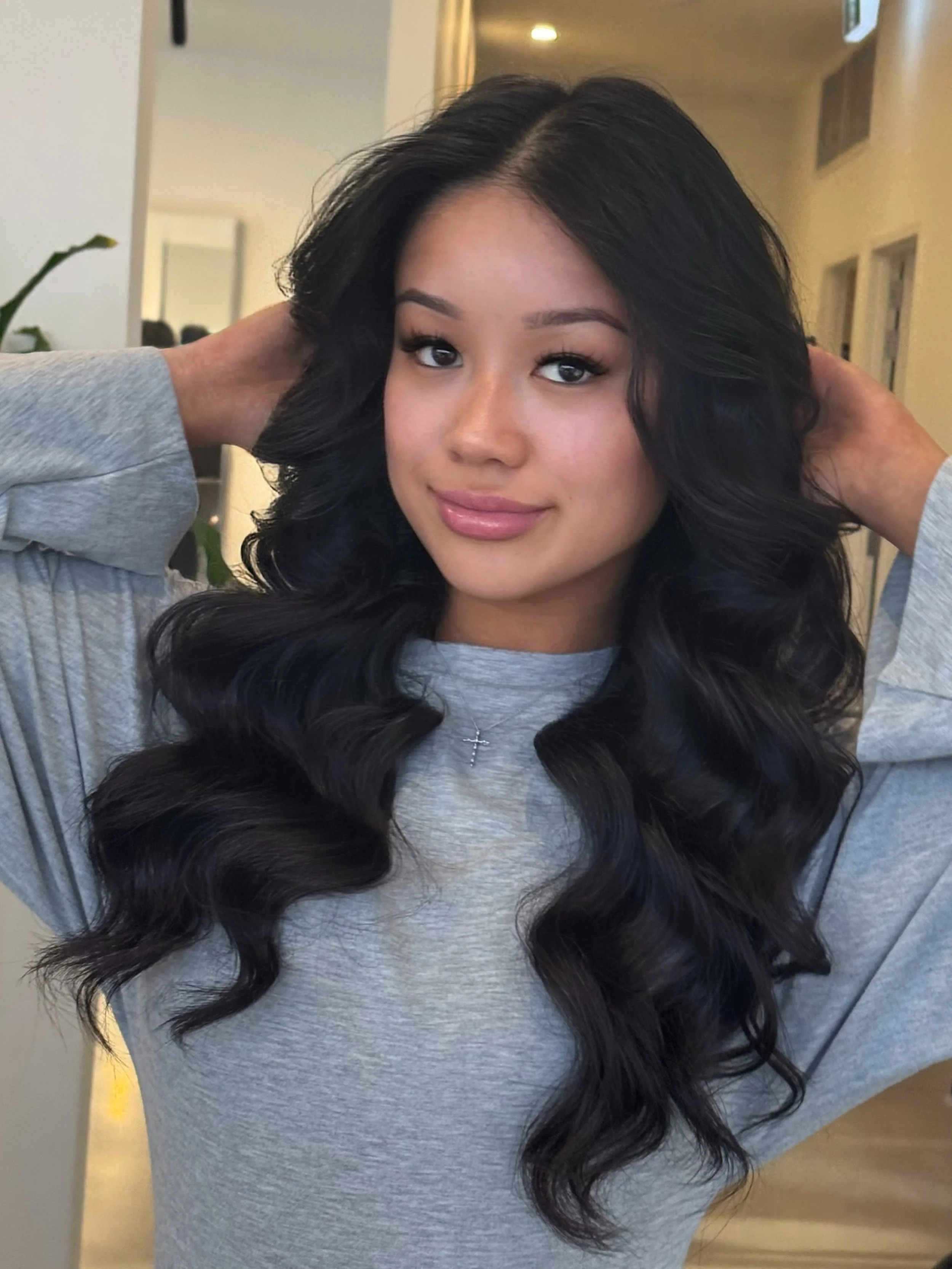 Perfectly imperfect. Big, bold, and beautifully textured&mdash;we&rsquo;re obsessed with these gorgeous waves. 💕✨

Style by @ilahabeautyy 

#adelaidehairsalon #blowitsahairthing #kilkenny #adelaidecolourist #adelaidesalon