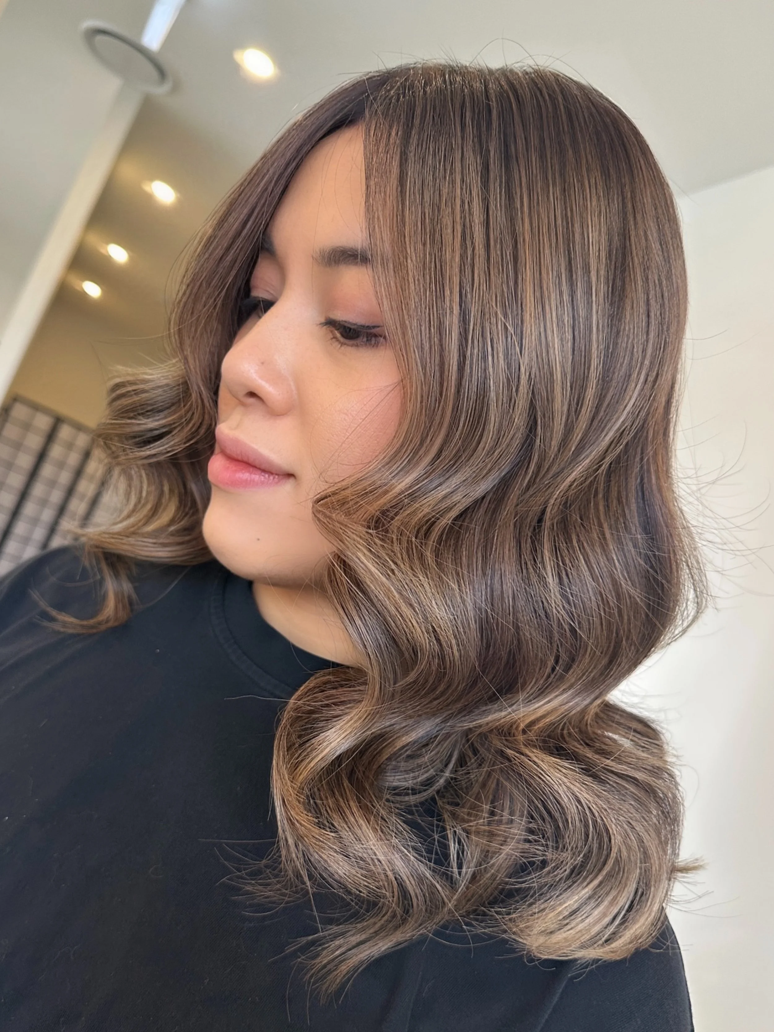 Mushroom BROOOOONDE. 🍄&zwj;🟫🤎

Honestly, one of our favourite tones. Not too light where it looks out of place, and not too ash to the point where it washes out your complexion. Just that perfect balance of cool and natural. 🤎✨

Love, love, LOVE!
