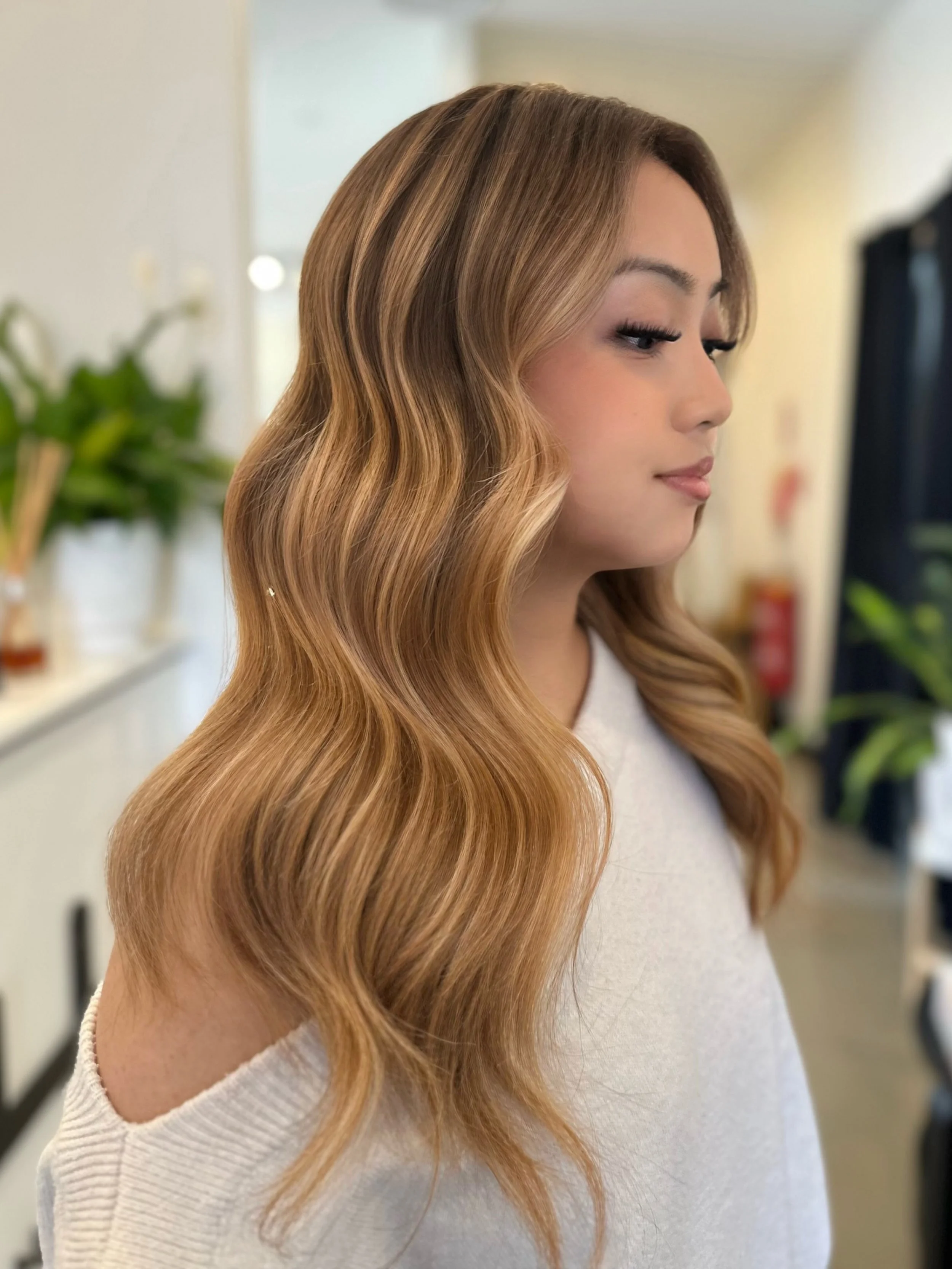 Creating a dimensional blonde. 💛🤎

Sometimes, we don&rsquo;t get the colour quite right on the first go and that&rsquo;s okay!  Hair is genuinely a process, and we&rsquo;ll always be honest, listen, tweak and perfect it until you walk out feeling l