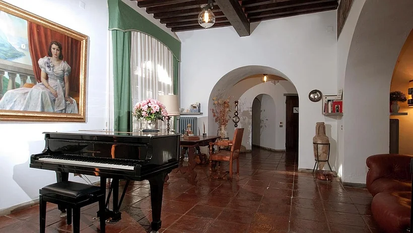 009-Grand-Piano-2.jpg