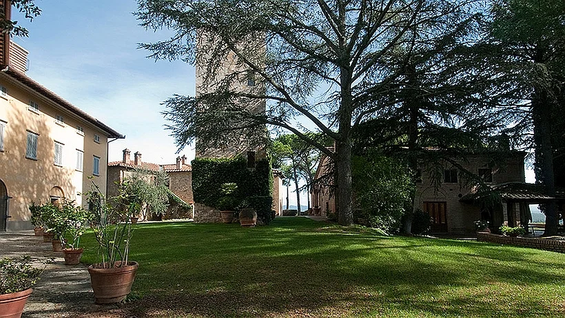 040-Villa-and-tower-2.jpg