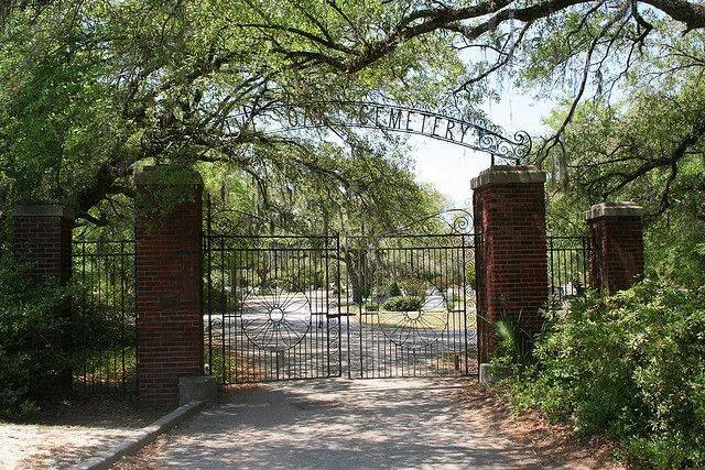Cemetery Tour