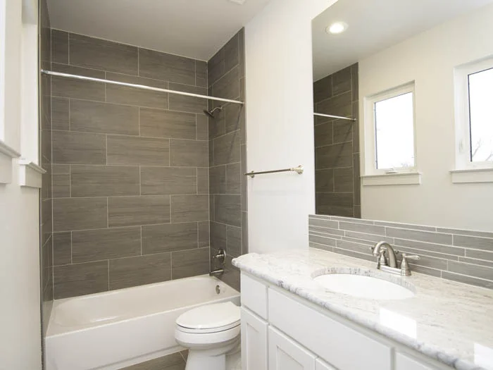 5001-B-Woodrow-2nd-Bath-2.jpg