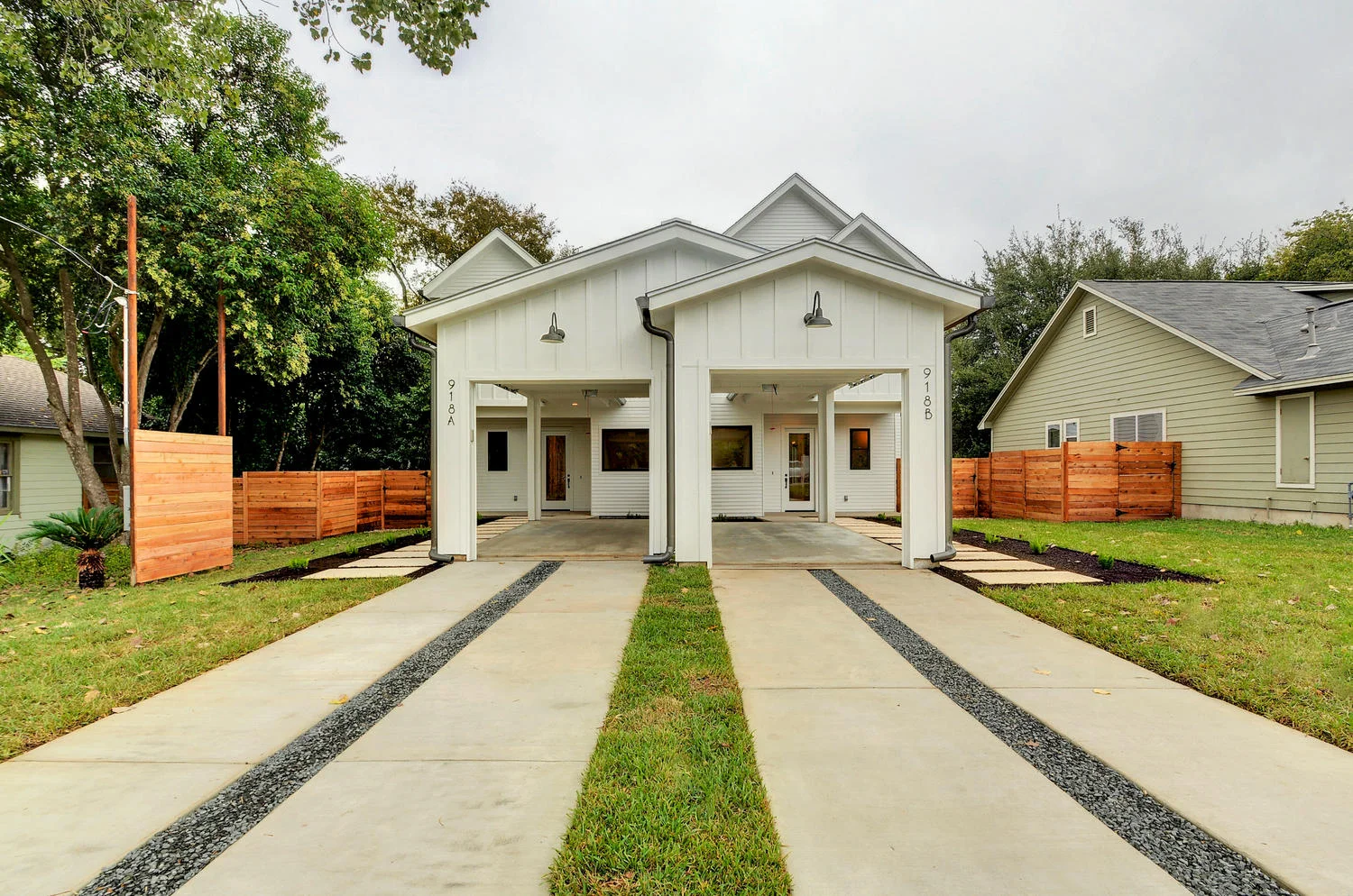 918 Cardinal Ln-large-002-4-A Exterior Front 491-1500x994-72dpi.jpg