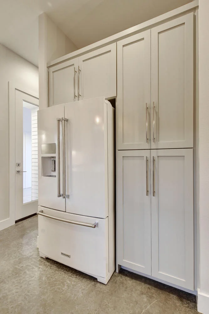 2702 S 4th St-large-020-5-Kitchen and Dining 082-668x1000-72dpi.jpg