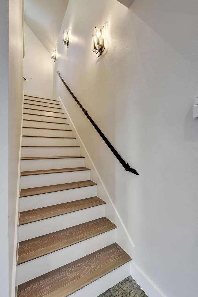 2702 S 4th St-large-036-17-Other ADU Stairwell 053-668x1000-72dpi.jpg