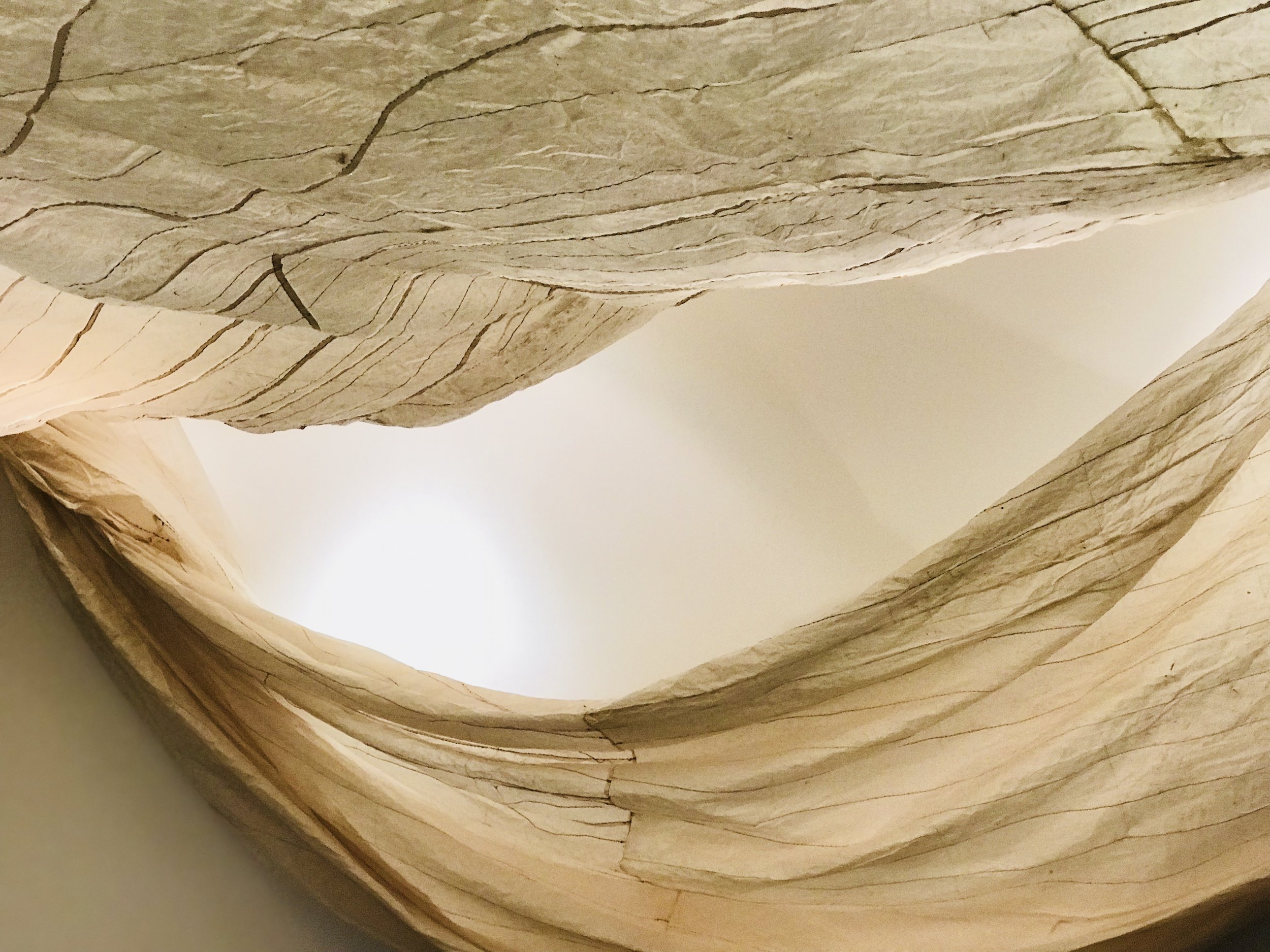 “Thousand Person Stitches” Installation 2018 Digital Garage US Inc. at 717 Market Street, San Francisco , CA The Senninbari Project is working to help rebuild lives. Senninbari means “Thousand Person Stitches”.