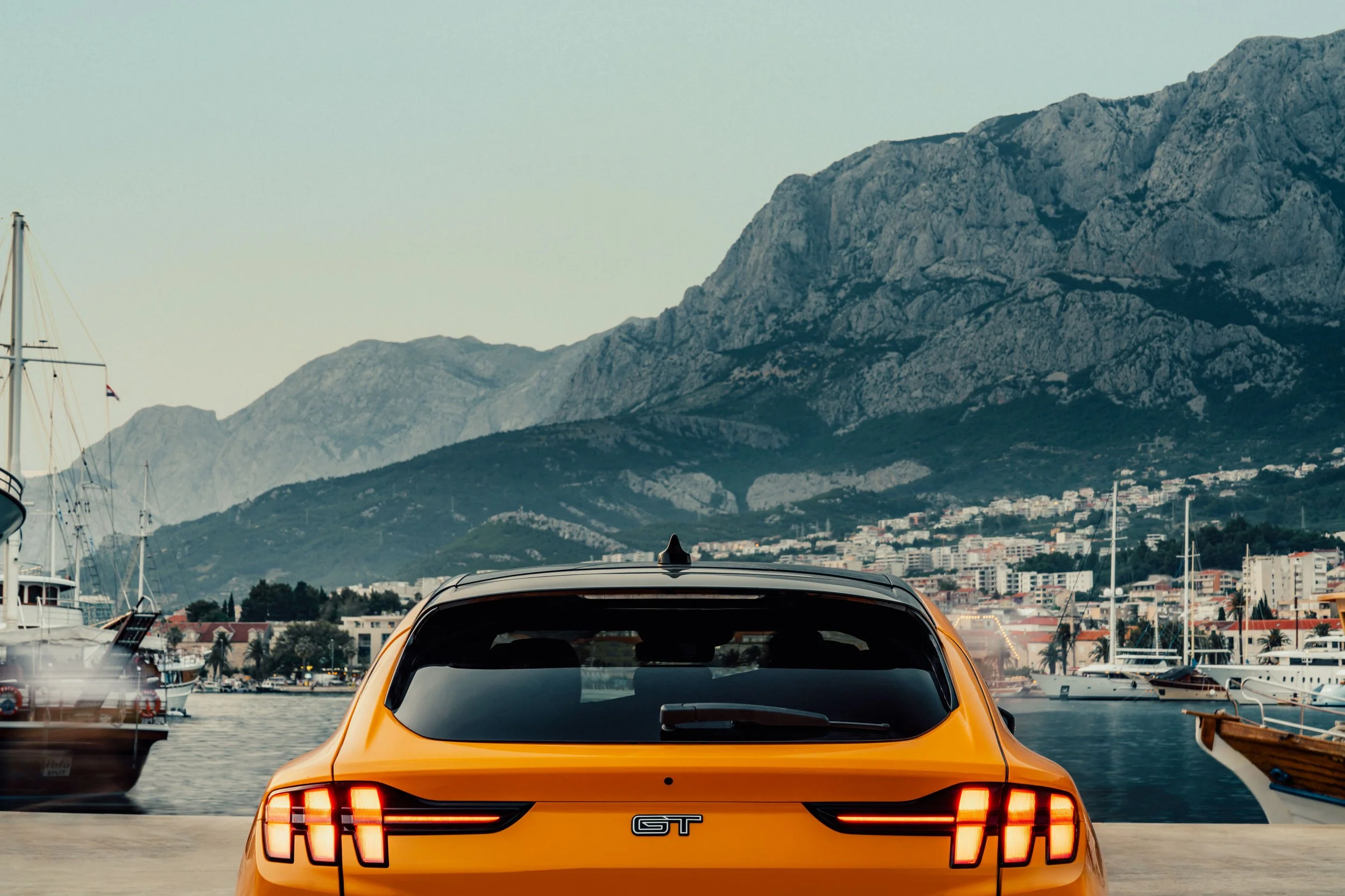 FordEmachGT_ByTomkahler-6.jpg