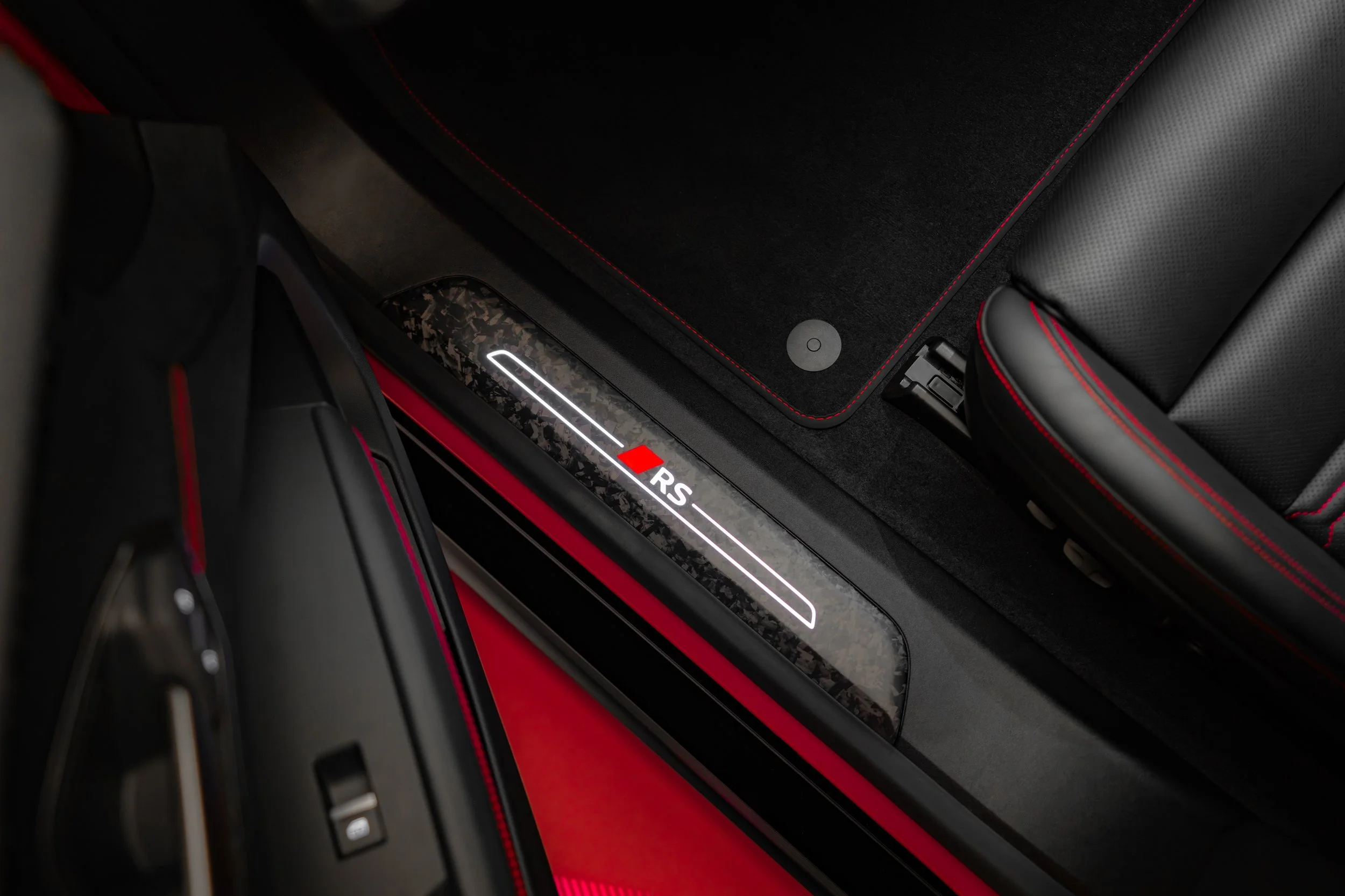 AudiEtron GTRS_June2026_ByTomKahler_Lowres-9.jpg