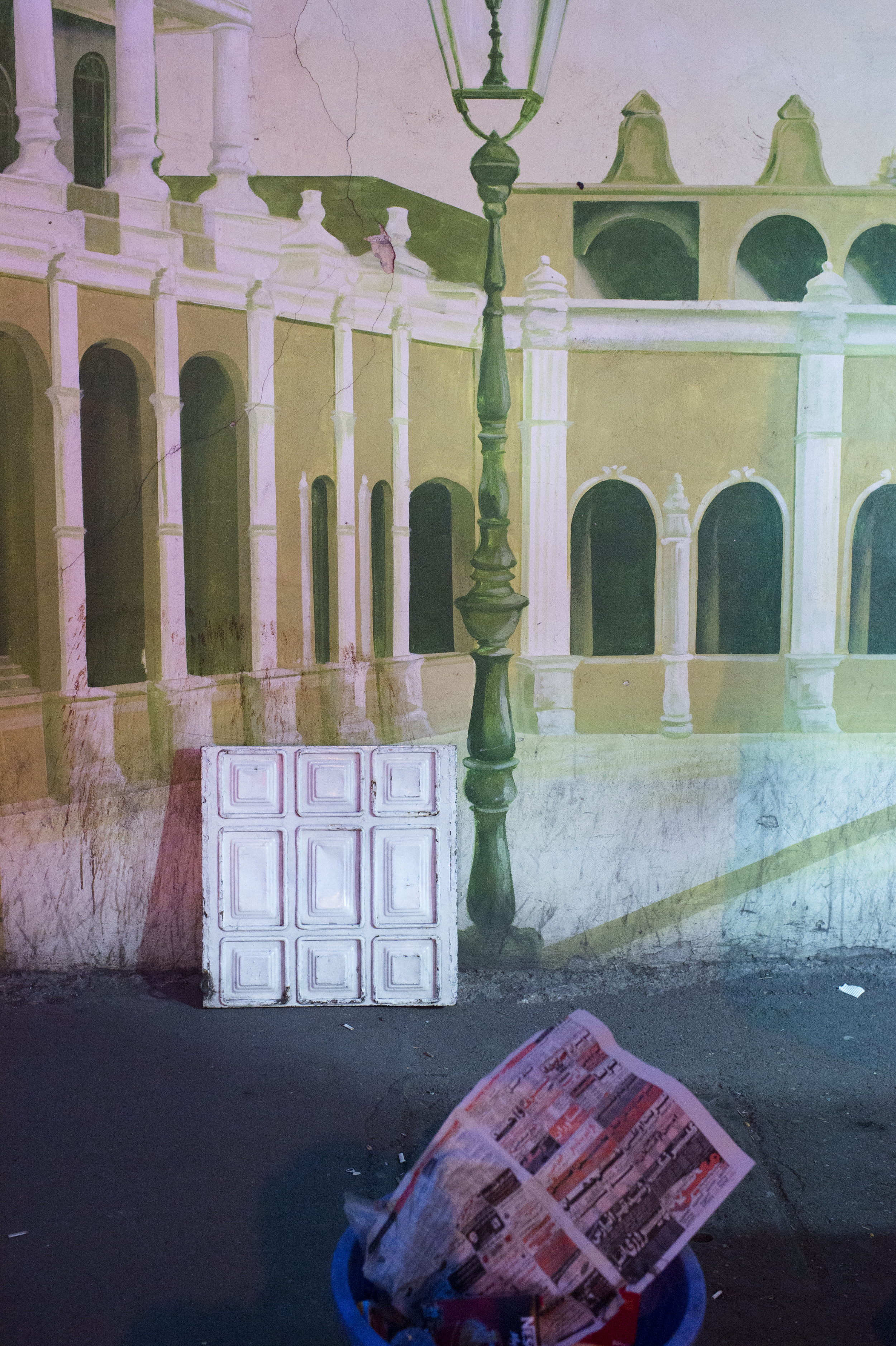 The artistic Mannerism caricatured himself by claiming paradise and ideology speaks the word. By asserting a reality that should be. And that is not.