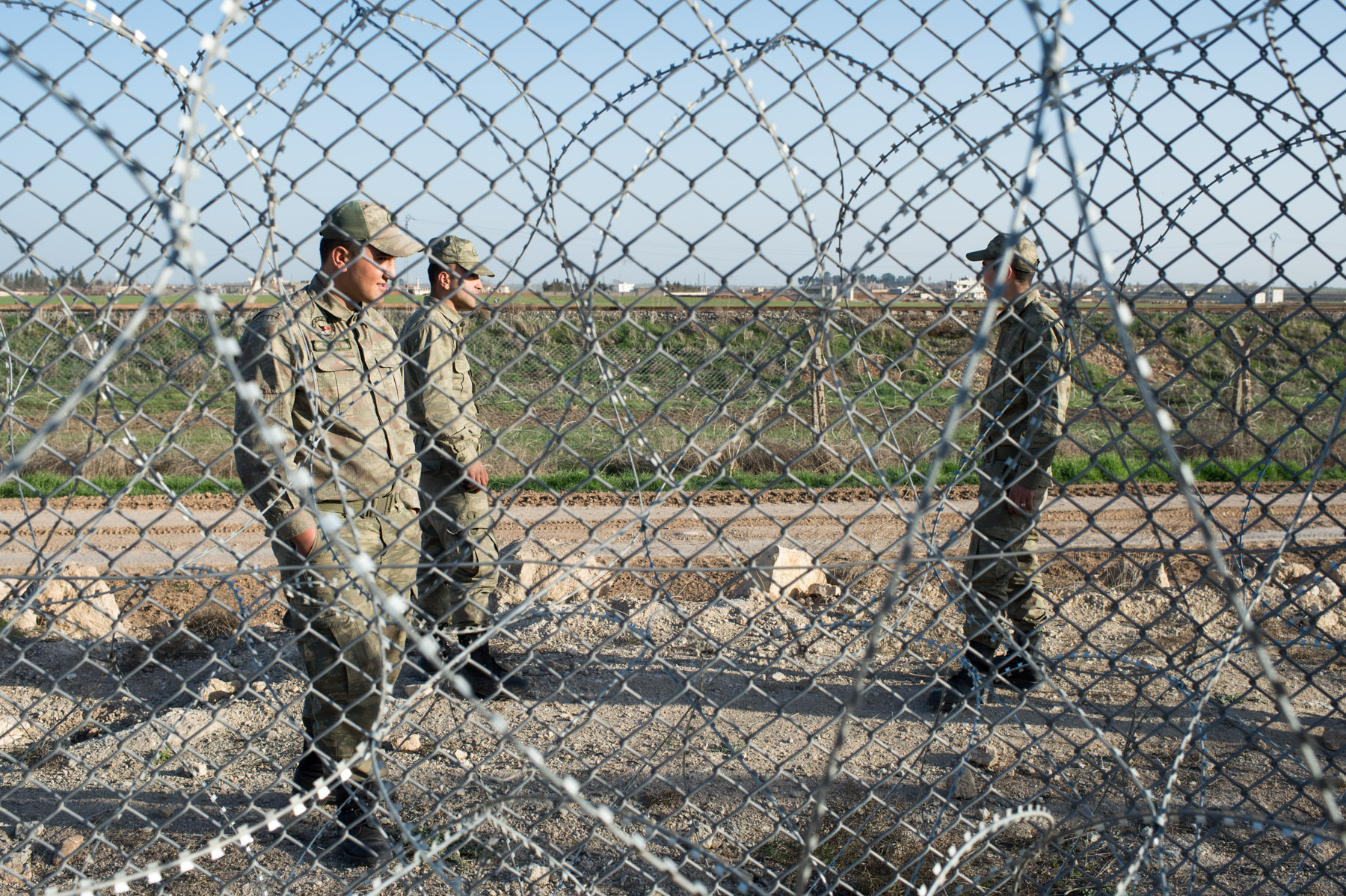 003syrian-turkish-border_by_fst_feb2014_DSC1080.jpg