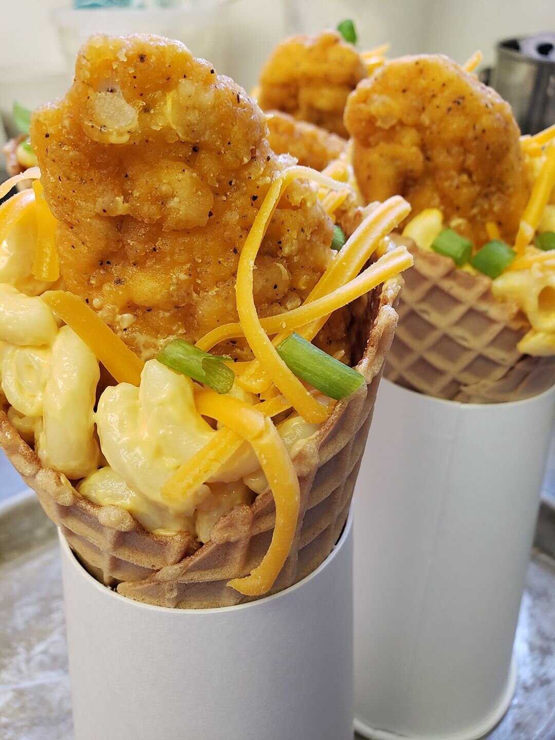 Chicken+Mac-n-cheese+waffle+cones.jpg