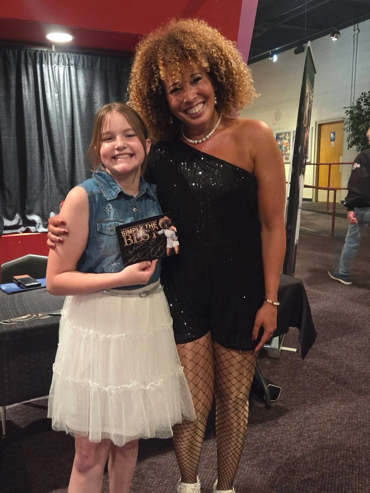 I love when I get to share the music of Tina Turner with someone this young!! ❤️❤️👠🎤⭐️⭐️