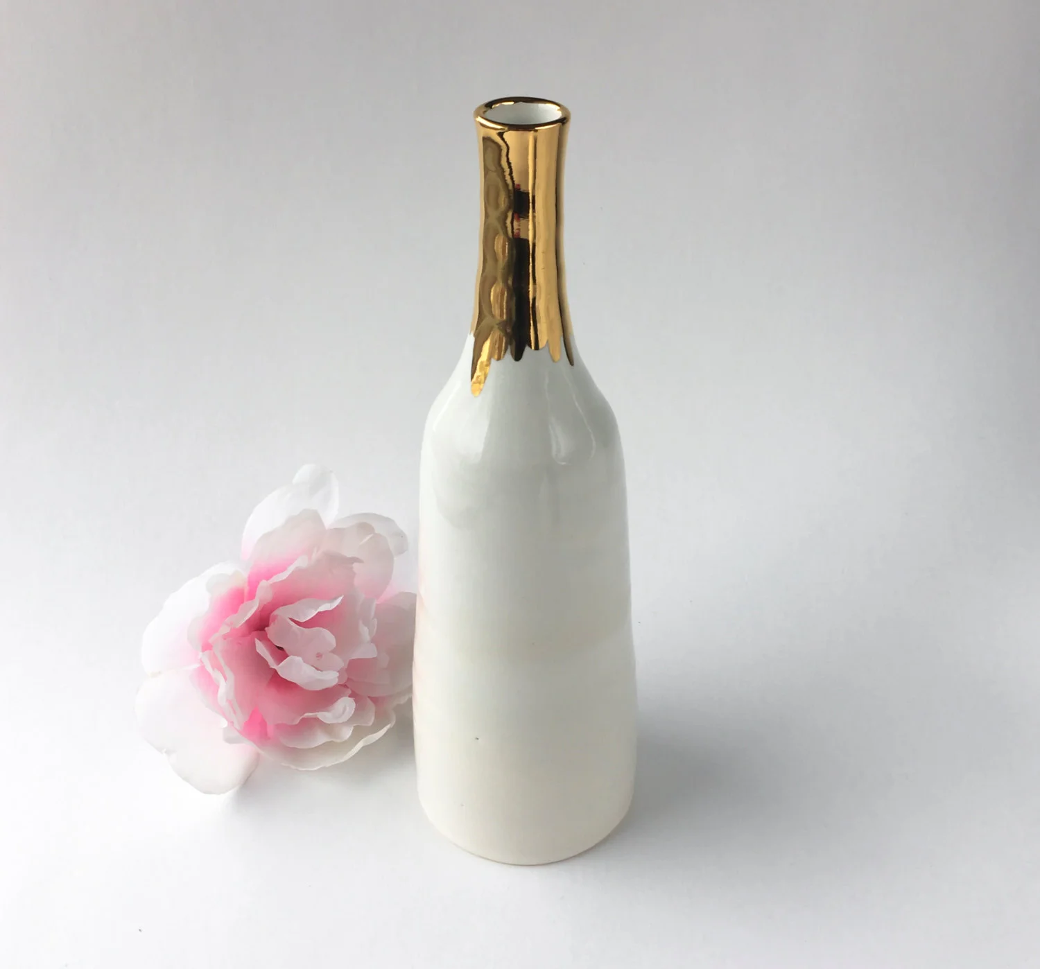 gold-drippy-bottleneck-vase-1.jpg