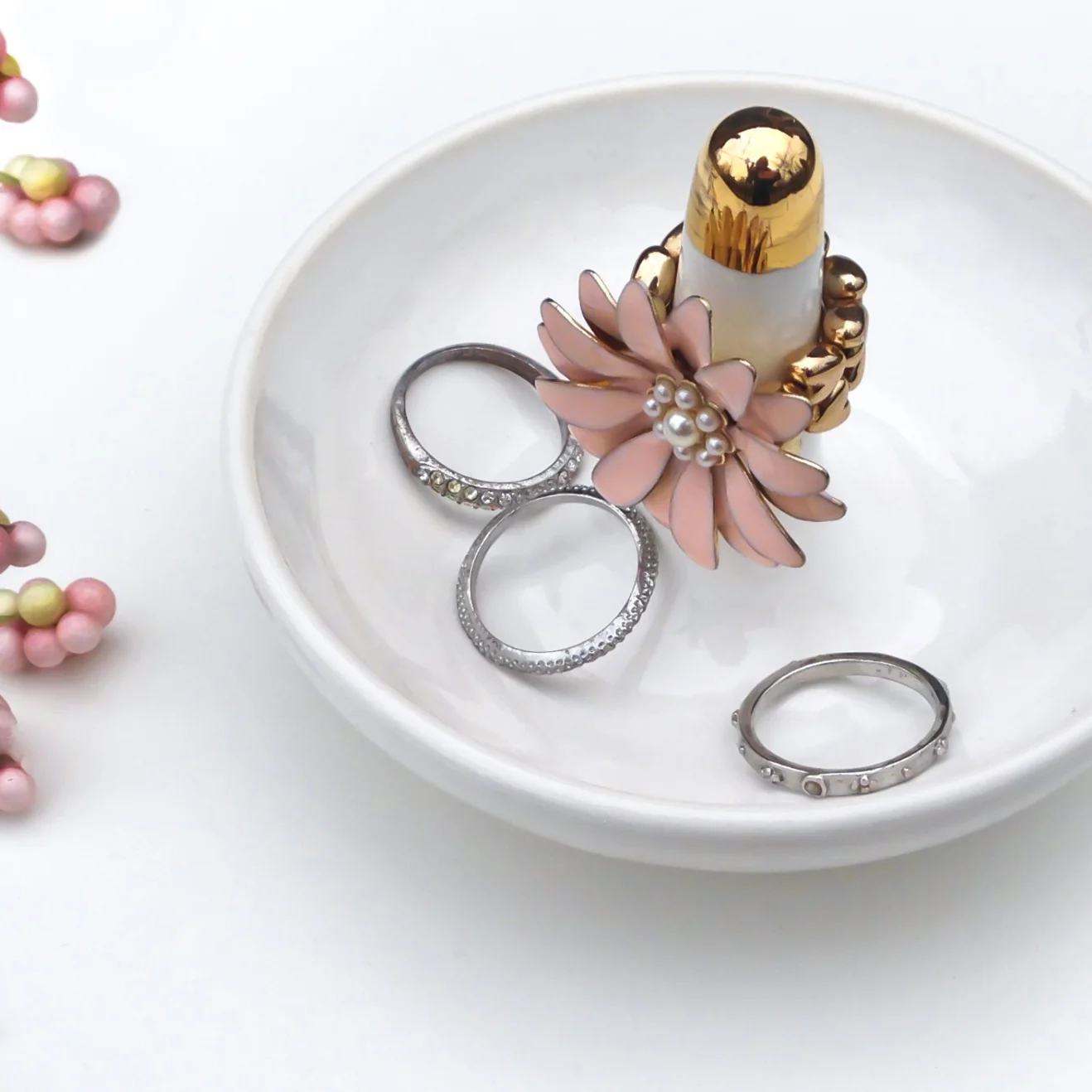 gold-tip-ceramic-ring-dish-post.jpg