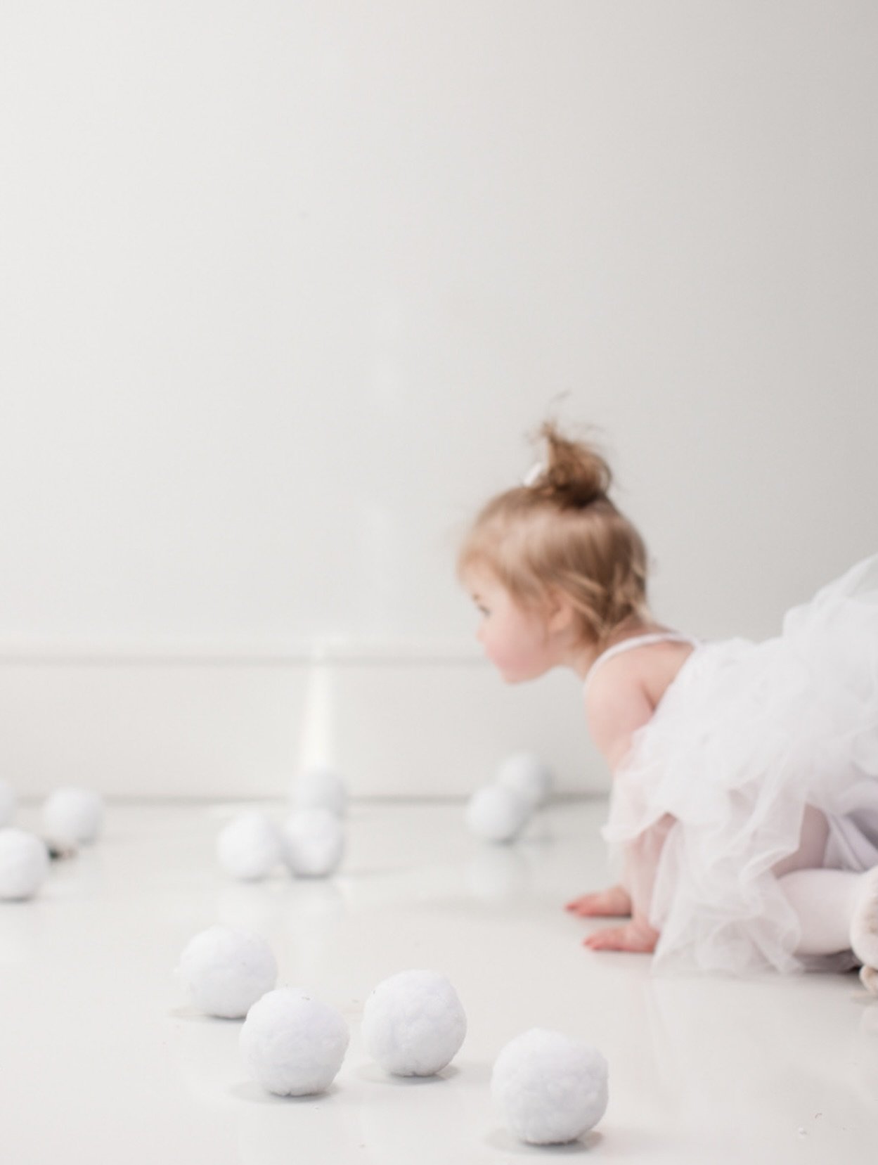 Making this our second &ldquo;snow dance&rdquo; request. Maybe  we will get lucky and have one snow ball fight!
#skylarwyattphotography #virginiabeachva #virginiabeachphotographer