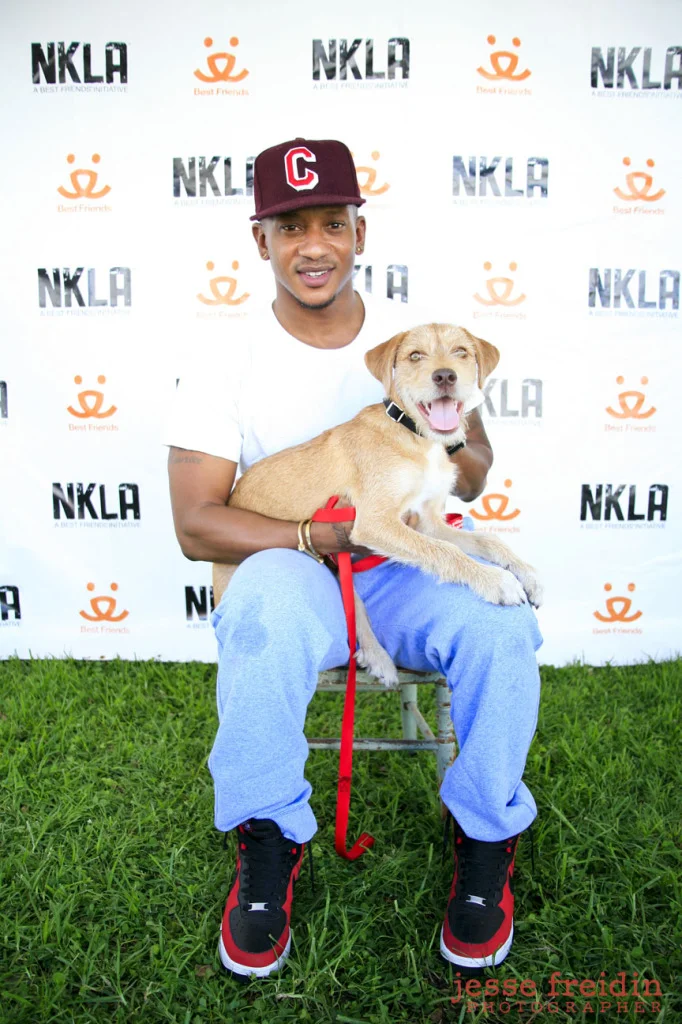 NKLA Adoption Family Photobooth Tar Pits