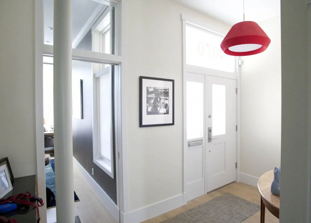 Otis interior/True Stories