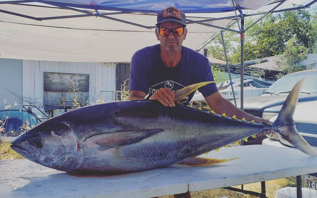 Found this guy with buddy Jason!  1st Ahi I've been a part of landing.  So tasty!  #delicious #ahi #hog #hawaii