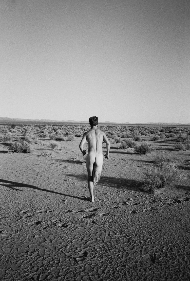 desertnude.JPG