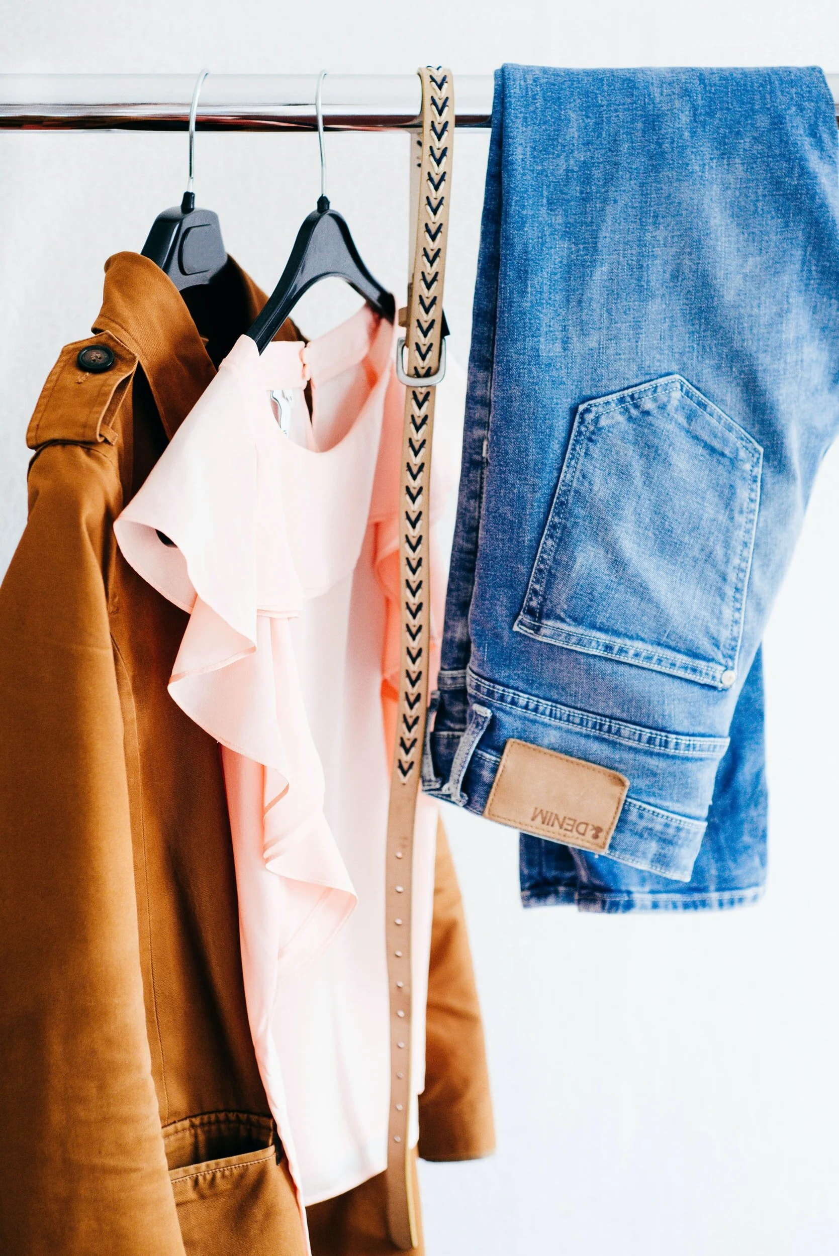 Defining Your Travel Wardrobe Color Palette