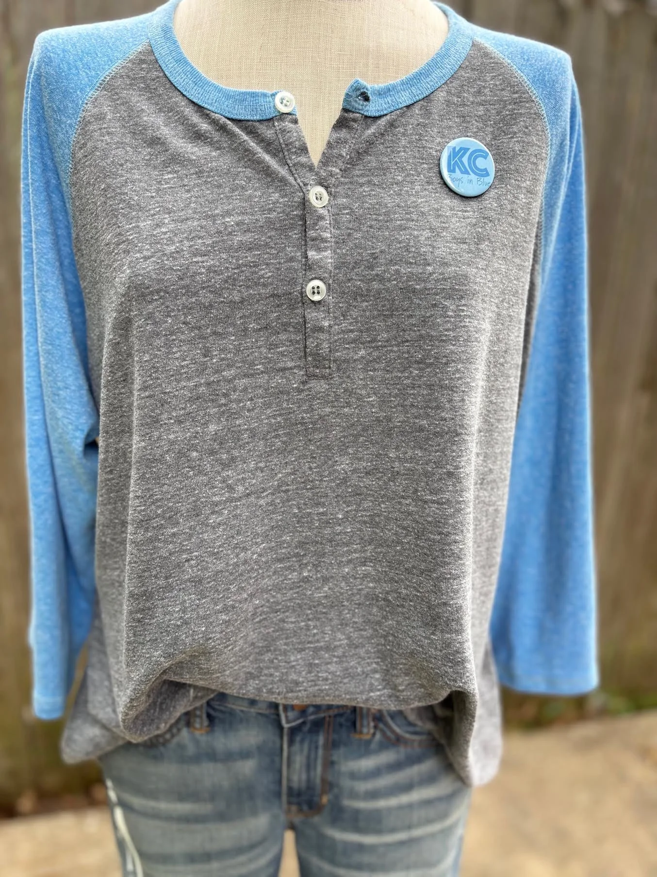 KC Raglan Henley Baseball Tee - Size Unisex XL
