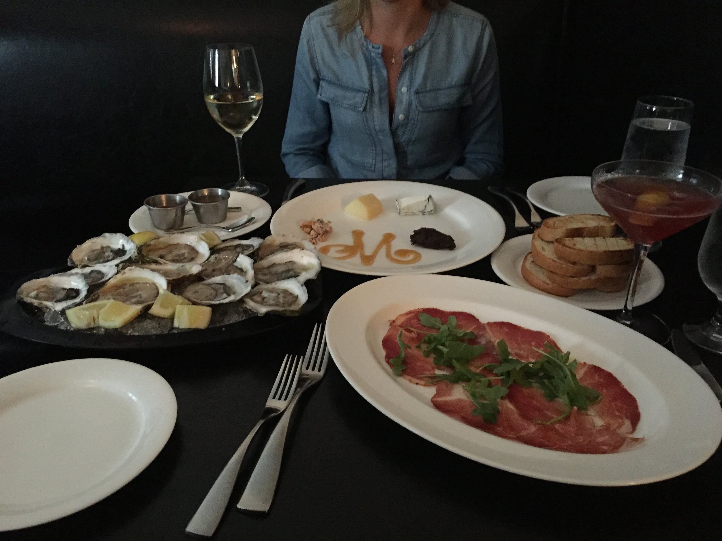 #marliave #oystersandcharcuteriekindofday #historicbostoneatery #craftcocktails #jcrew #boston #nantucketweekend2015