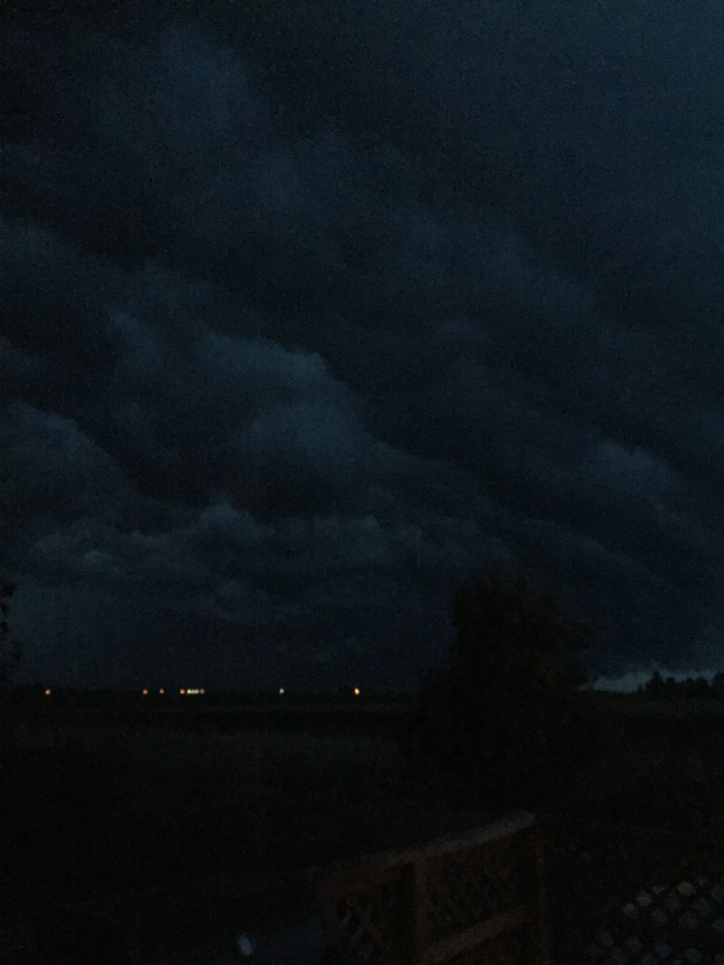More bubble clouds as we are now under the storm front