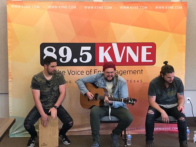 Love to get to stop by and hang with our friends at @89.5kvne @7eventhtimedown #ihavedecided #newsingle
