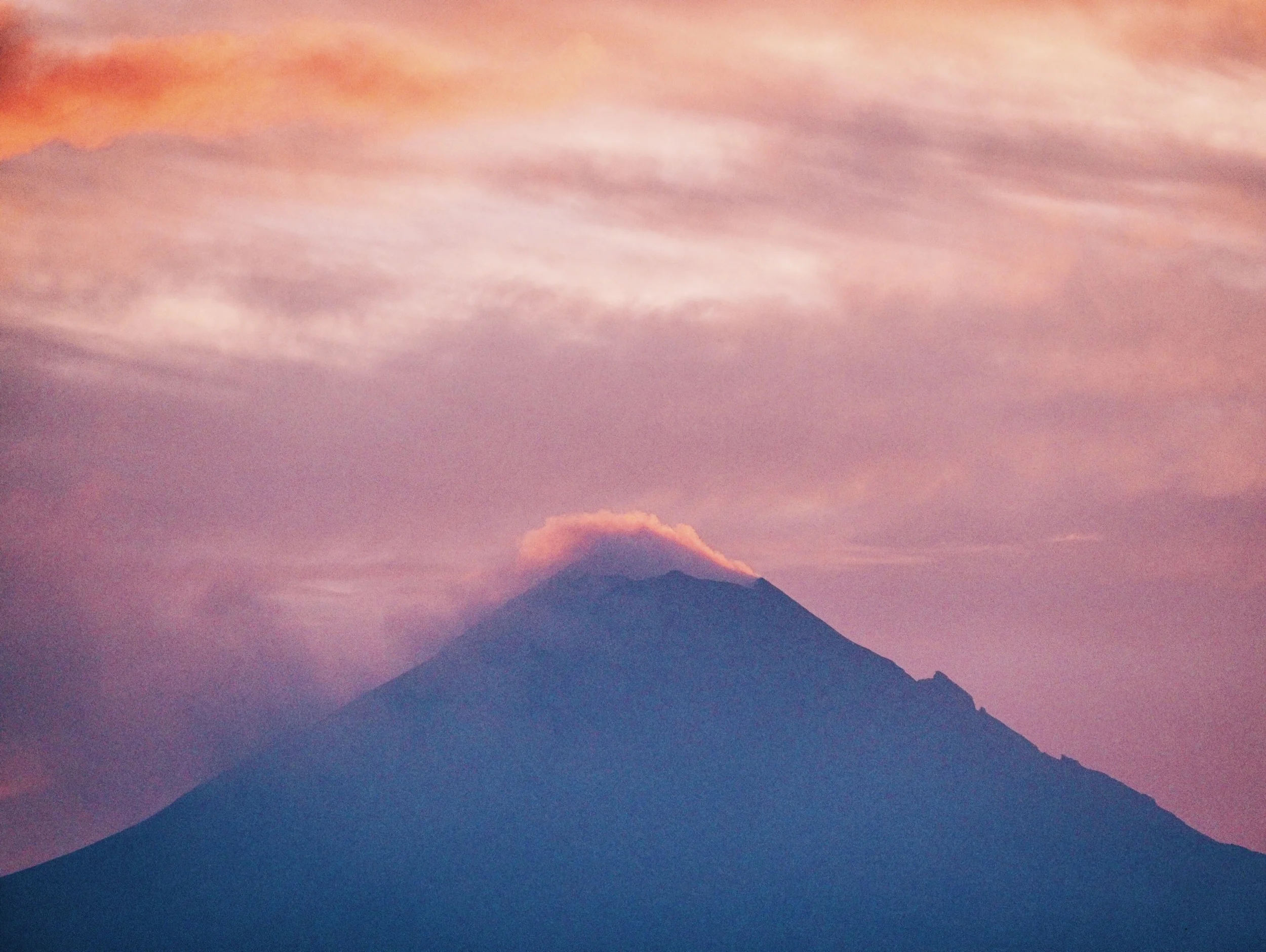 Popo smouldering – about two weeks later it erupted!