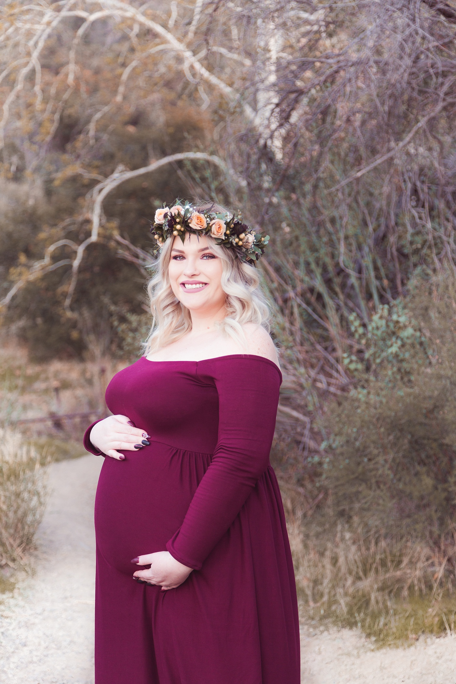 Lindsey Outdoor Maternity Shoot Corona California_0018.jpg