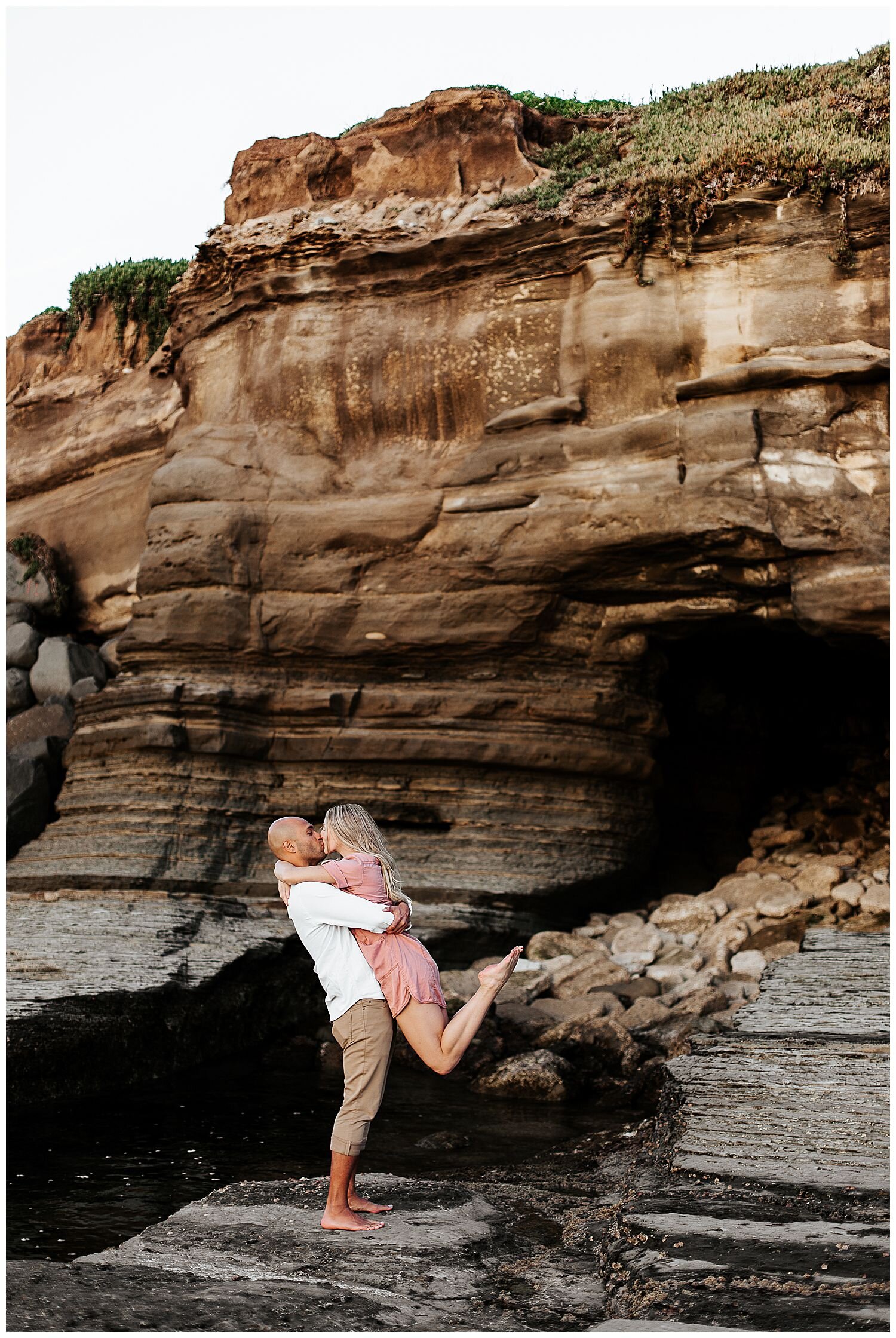 sunset_cliffs_engagement_photos_darian_shantay_0013.jpg