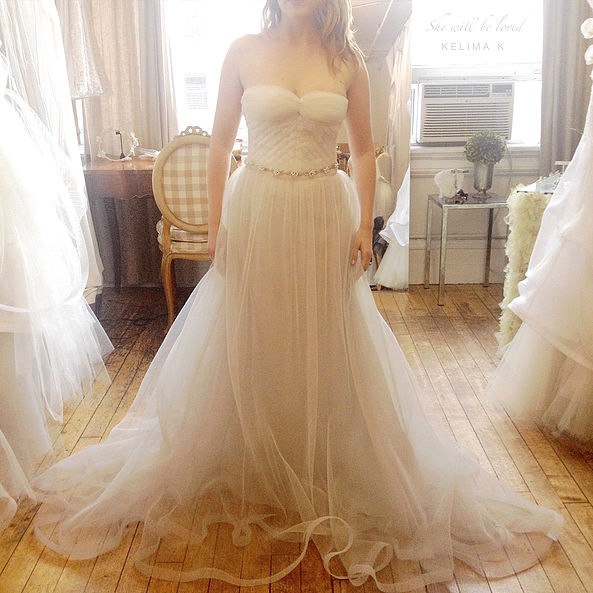 Manhattan #fashiondiaries: a #coolbride in an artisan couture #Kelima_K #weddingdress, locally handcrafted in NY. Keep an eye out for our January sample sale which will include veils and some of our dresses from past collections.