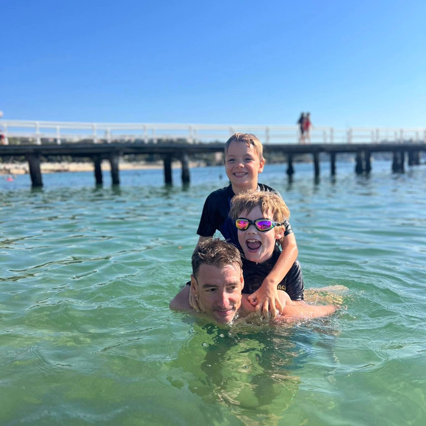 MARCH Madness 🏖

A month filled full of highlights and a few things to add some perspective

Beach time ✅️
Family visits ✅️
MRI and Xrays 🦴
Triathlon Club Fun✅️
Trips to the gym ✅️
New Bike ✅️✅️✅️
New Shoes ✅️✅️✅️
Remembering family and friends🙏

