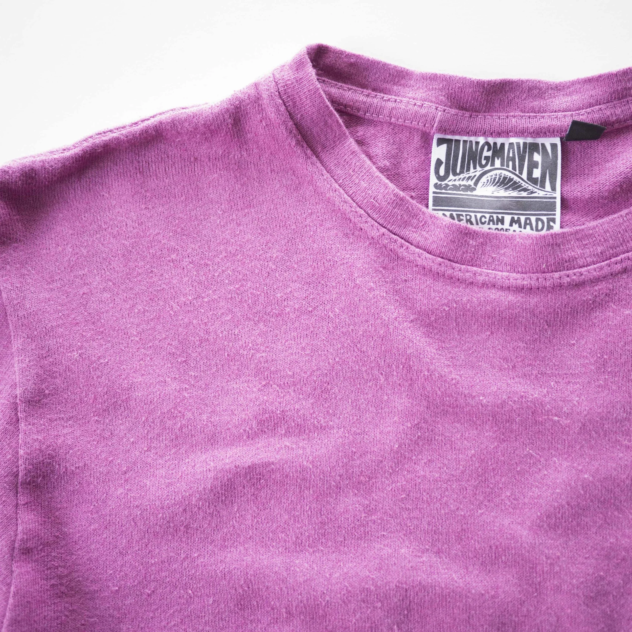 Jungmaven_7oz_Baja_pocket_tee_eggplant_neck