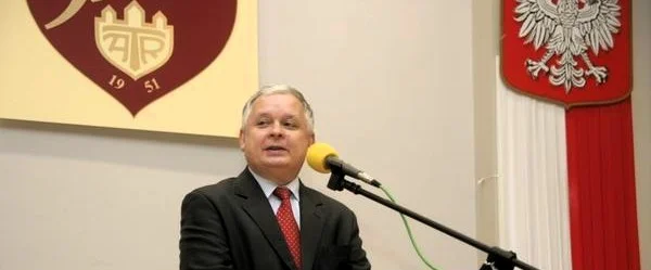 Polish President Killed in Fiery Crash