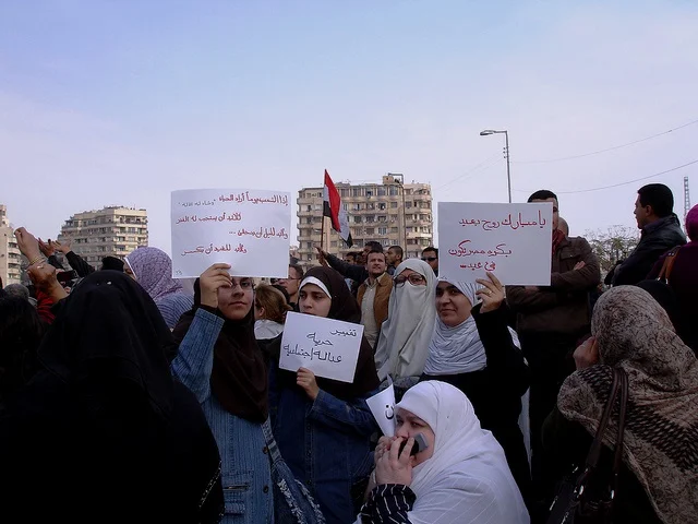 the-conservative-ladies-hate-mubarak-as-well-photo-by-zeinab-mohamed.jpg