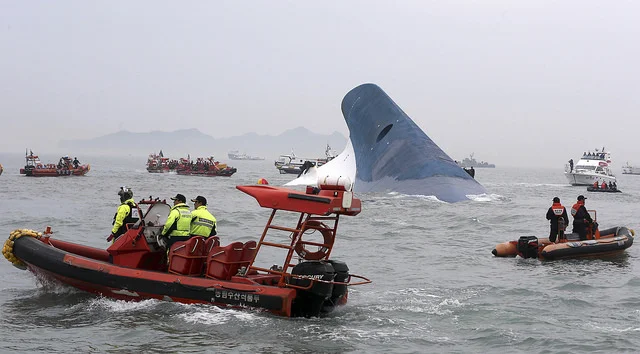 south-korea-ship-sinking-photo-by-rionegro-com-ar.jpg