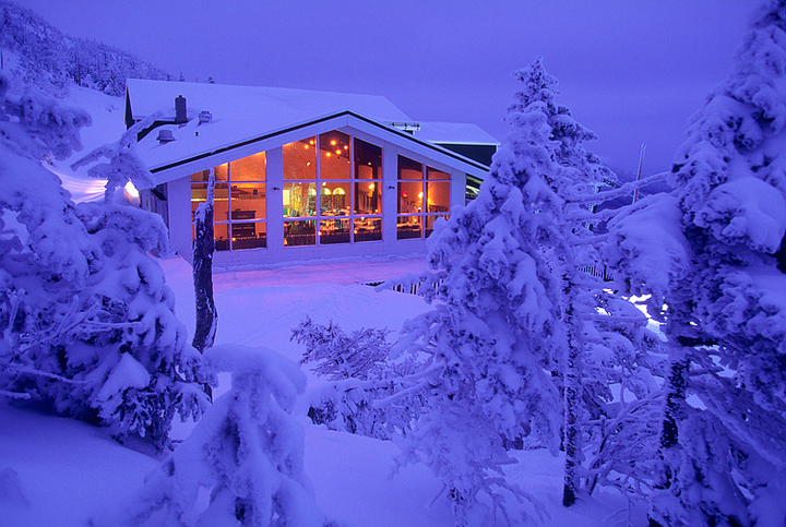 Cliff House Restaurant. Photo Credit: Stowe Mountain Resort