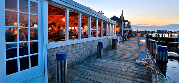 Photo credit CRU Oyster Bar