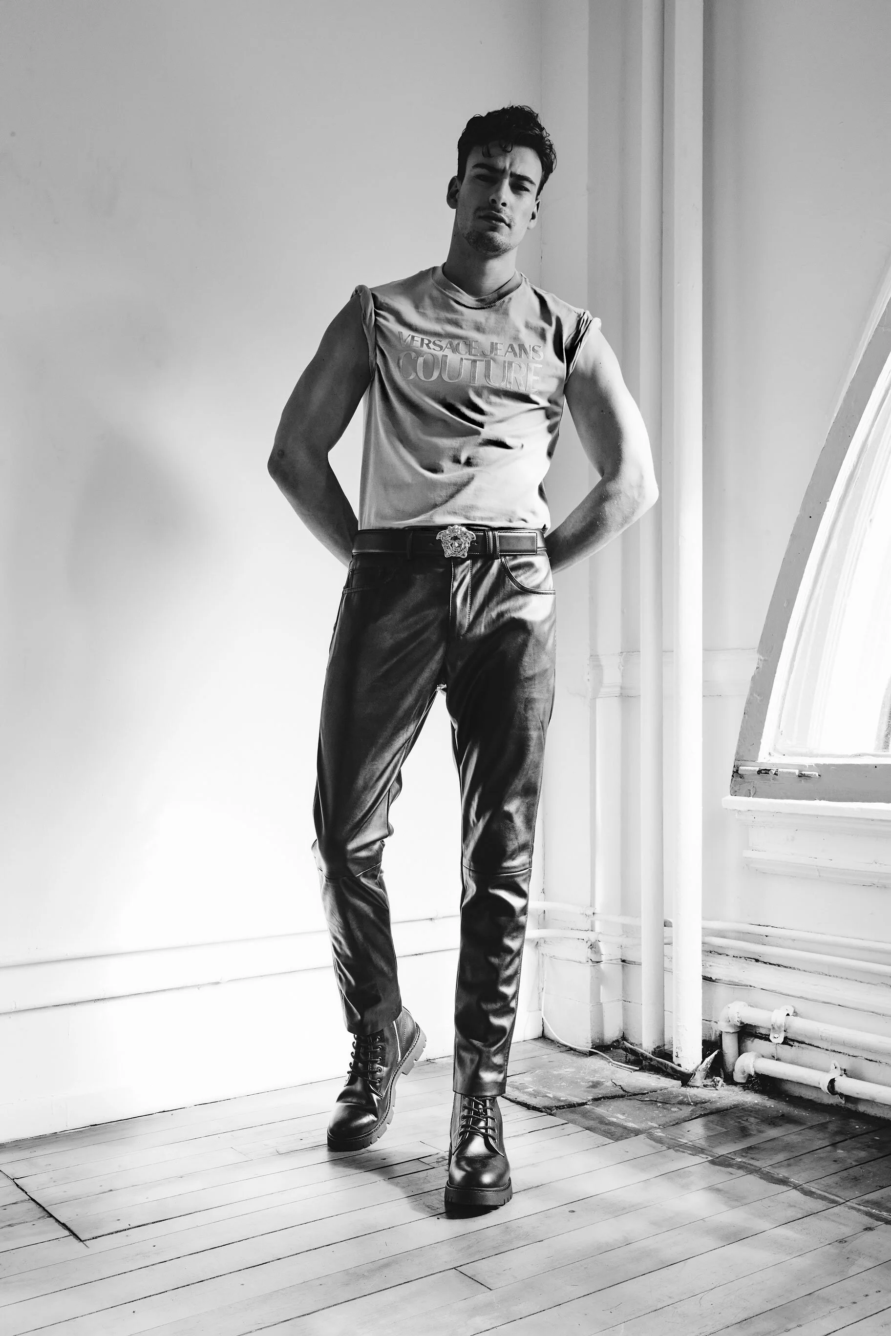 Desire_Homme_MARCH_APRIL_21-02-14_1744aweb.jpg