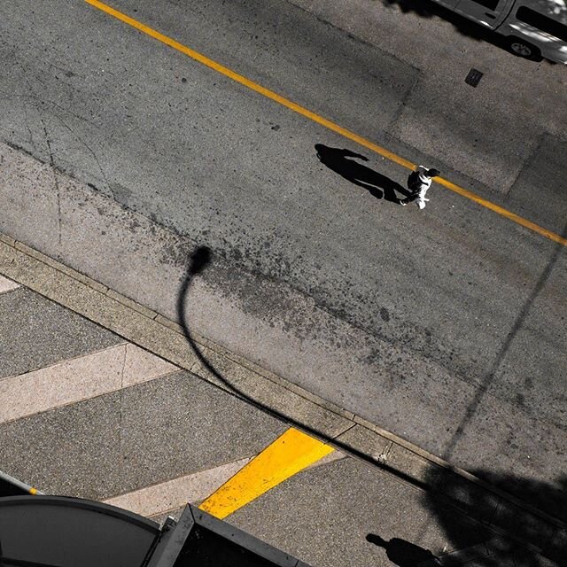 Observation - I enjoy, on a vacation, in a city named unknown, seat at a balcony, waiting the morning sun wash the land.
@ streetsansfrontieres @StreetDreamsMag @StreetScape  @dailyoverview
.
.
.
.
.
.
.
.
#aerialphotography  #aerialview #urbanview #