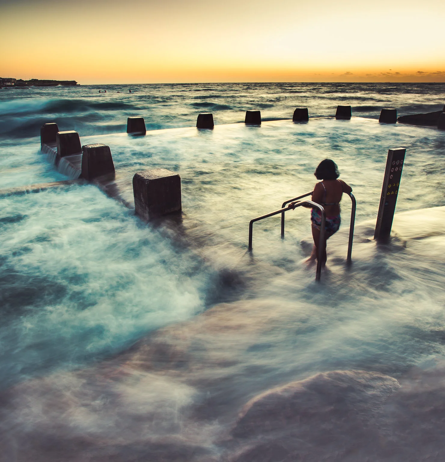 Coogee Pool (1 of 1).jpg